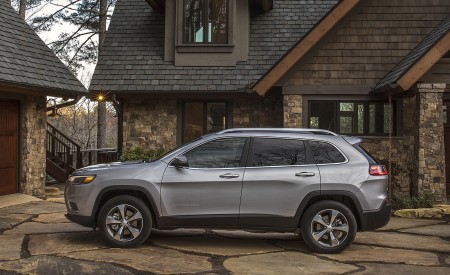 2019 Jeep Cherokee Limited Side Wallpapers 450x275 (60)