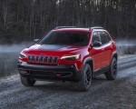 2019 Jeep Cherokee Trailhawk Front Three-Quarter Wallpapers 150x120 (7)