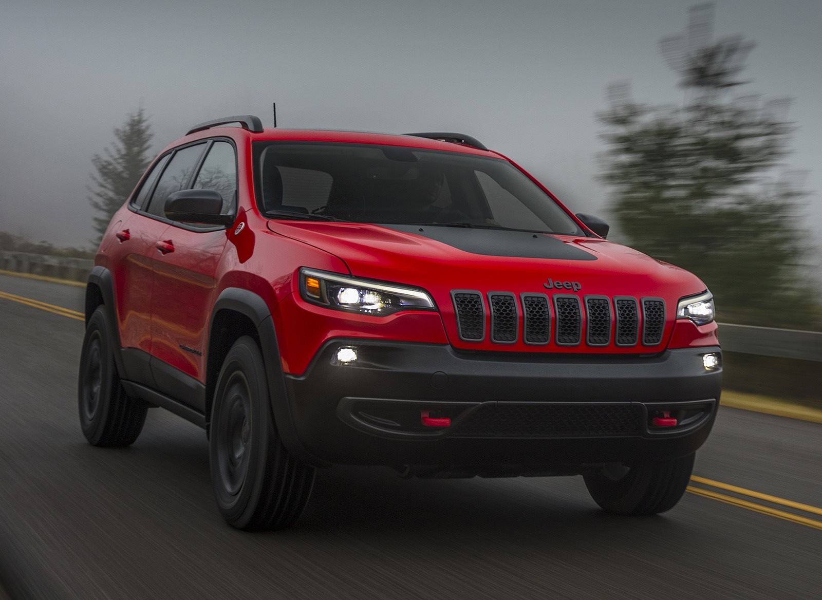 2019 Jeep Cherokee Trailhawk Front Wallpapers (9)