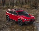 2019 Jeep Cherokee Trailhawk Off-Road Wallpapers 150x120
