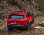 2019 Jeep Cherokee Trailhawk Rear Three-Quarter Wallpapers 150x120 (32)