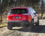 2019 Jeep Cherokee Trailhawk Rear Wallpapers 150x120 (6)