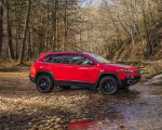 2019 Jeep Cherokee Trailhawk Side Wallpapers 150x120 (30)