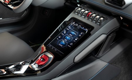 2019 Lamborghini Huracán EVO Central Console Wallpapers 450x275 (143)