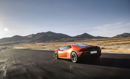 2019 Lamborghini Huracán EVO (Color: Orange) Rear Three-Quarter Wallpapers 450x275 (25)