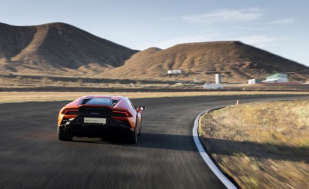 2019 Lamborghini Huracán EVO (Color: Orange) Rear Wallpapers 450x275 (27)