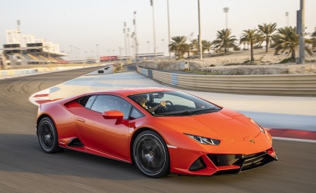 2019 Lamborghini Huracán EVO Front Three-Quarter Wallpapers 450x275 (101)