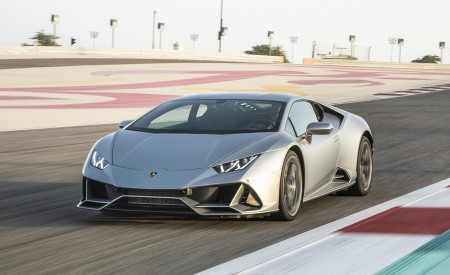 2019 Lamborghini Huracán EVO Front Three-Quarter Wallpapers 450x275 (125)