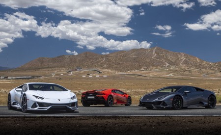 2019 Lamborghini Huracán EVO Front Three-Quarter Wallpapers 450x275 (15)