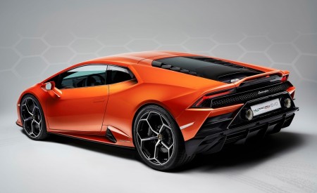 2019 Lamborghini Huracán EVO Rear Three-Quarter Wallpapers 450x275 (174)