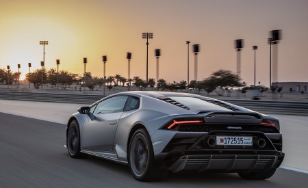 2019 Lamborghini Huracán EVO Rear Three-Quarter Wallpapers 450x275 (123)
