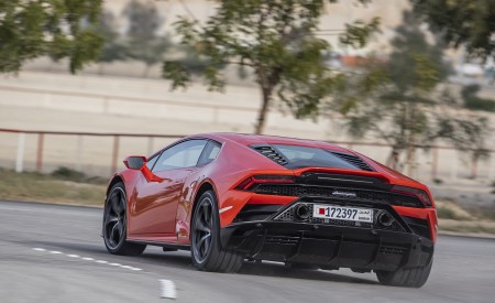 2019 Lamborghini Huracán EVO Rear Three-Quarter Wallpapers 450x275 (105)