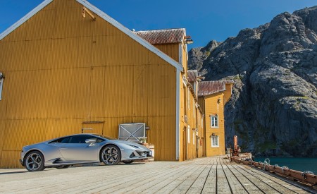 2019 Lamborghini Huracán EVO Side Wallpapers 450x275 (97)