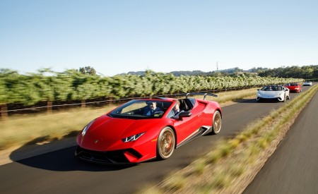 2019 Lamborghini Huracán Performante Spyder Front Three-Quarter Wallpapers 450x275 (5)