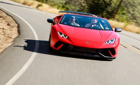 2019 Lamborghini Huracán Performante Spyder Front Wallpapers 450x275 (6)