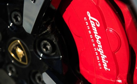 2019 Lamborghini Urus Brakes Wallpapers 450x275 (114)