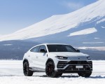 2019 Lamborghini Urus Front Three-Quarter Wallpapers 150x120