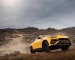 2019 Lamborghini Urus Front Three-Quarter Wallpapers 150x120 (14)