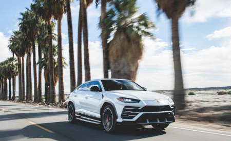 2019 Lamborghini Urus Front Wallpapers 450x275 (89)