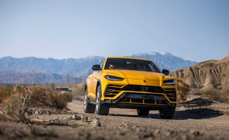 2019 Lamborghini Urus Front Wallpapers 450x275 (16)