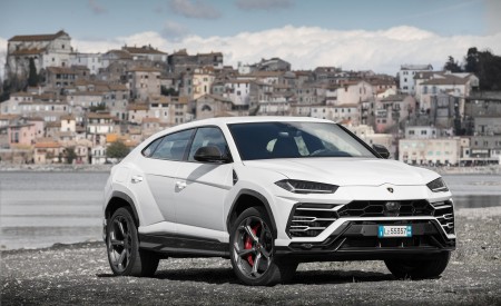 2019 Lamborghini Urus Front Wallpapers 450x275 (41)