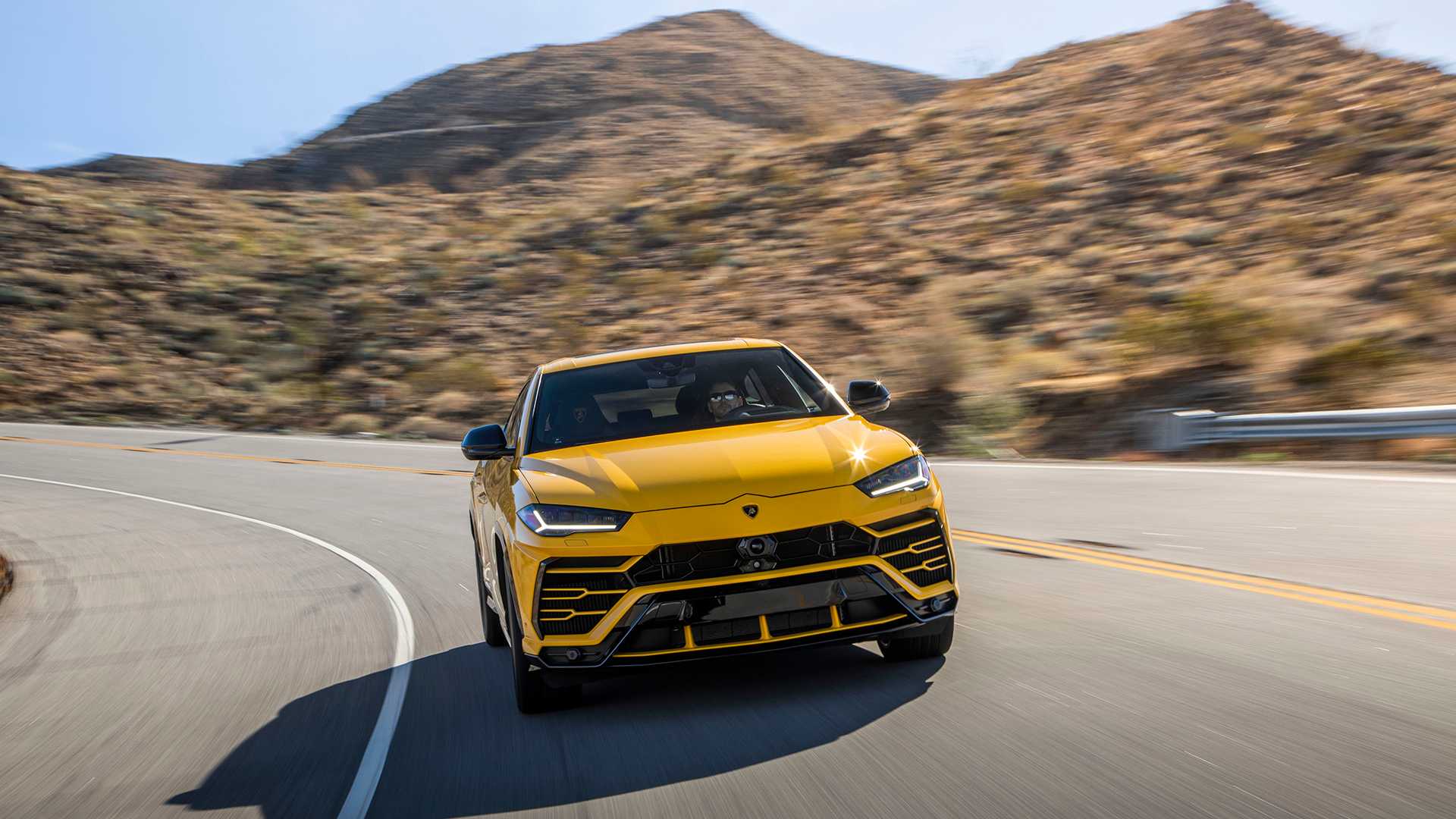 2019 Lamborghini Urus Front Wallpapers (8)