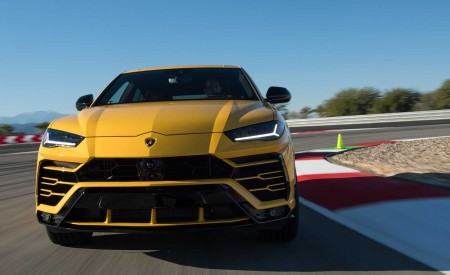 2019 Lamborghini Urus Front Wallpapers 450x275 (3)