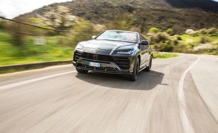 2019 Lamborghini Urus Front Wallpapers 450x275 (129)