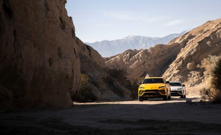 2019 Lamborghini Urus Front Wallpapers 450x275 (107)