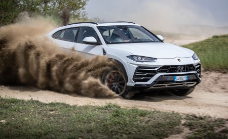 2019 Lamborghini Urus Off-Road Wallpapers 450x275 (31)