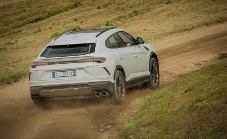 2019 Lamborghini Urus Off-Road Wallpapers 450x275 (61)
