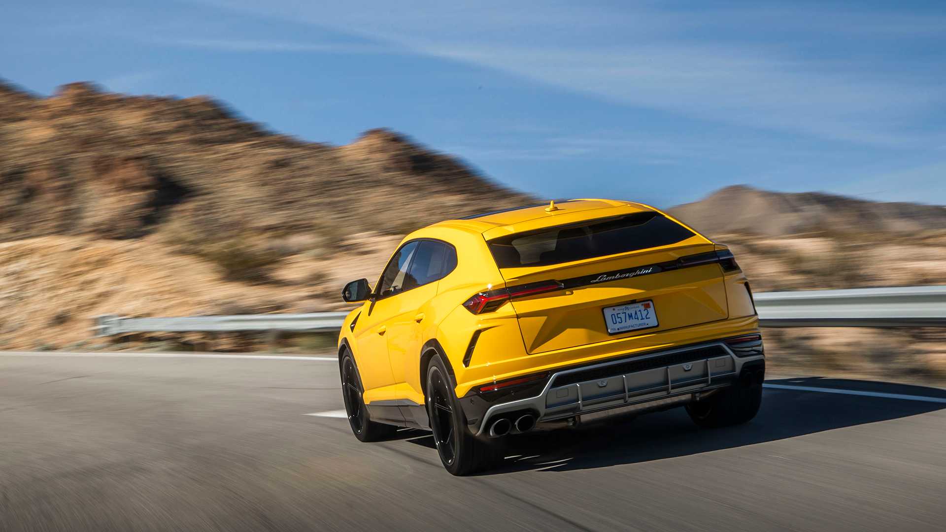 2019 Lamborghini Urus Rear Three-Quarter Wallpapers (4)