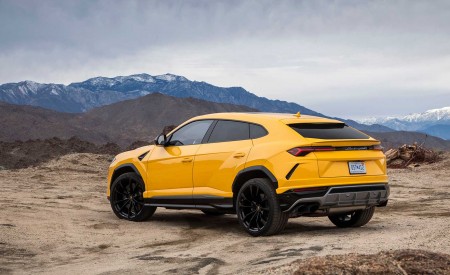 2019 Lamborghini Urus Rear Three-Quarter Wallpapers 450x275 (18)