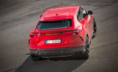 2019 Lamborghini Urus Rear Wallpapers 450x275 (126)