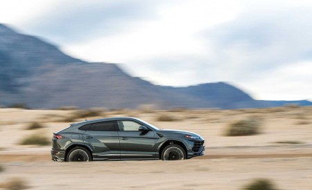 2019 Lamborghini Urus Side Wallpapers 450x275 (112)