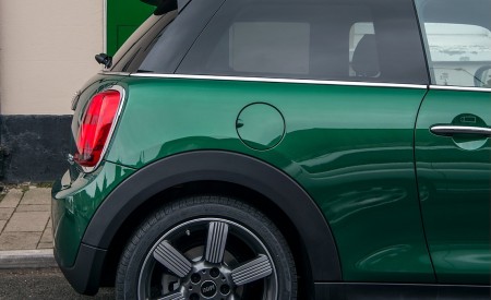 2019 MINI Cooper 3-Door 60 Years Edition Detail Wallpapers 450x275 (56)