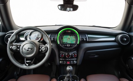 2019 MINI Cooper 3-Door 60 Years Edition Interior Cockpit Wallpapers 450x275 (66)