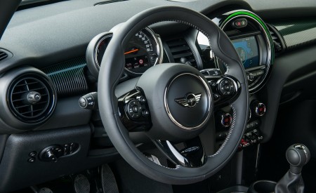 2019 MINI Cooper 3-Door 60 Years Edition Interior Steering Wheel Wallpapers 450x275 (71)