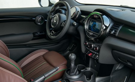 2019 MINI Cooper 3-Door 60 Years Edition Interior Wallpapers 450x275 (64)