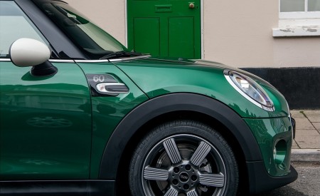 2019 MINI Cooper 3-Door 60 Years Edition Wheel Wallpapers 450x275 (46)