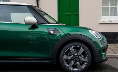 2019 MINI Cooper 3-Door 60 Years Edition Wheel Wallpapers 450x275 (45)