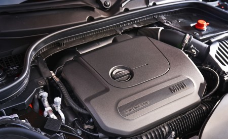2019 MINI Hardtop 2 Door Engine Wallpapers 450x275 (84)