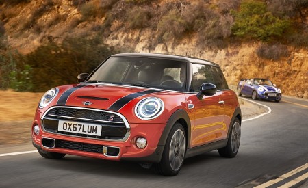 2019 MINI Hardtop 2 Door Front Three-Quarter Wallpapers 450x275 (11)