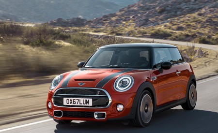 2019 MINI Hardtop 2 Door Front Three-Quarter Wallpapers 450x275 (19)