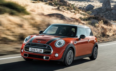 2019 MINI Hardtop 2 Door Front Three-Quarter Wallpapers 450x275 (3)