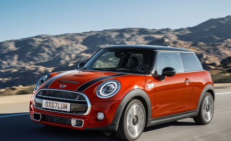 2019 MINI Hardtop 2 Door Front Three-Quarter Wallpapers 450x275 (7)