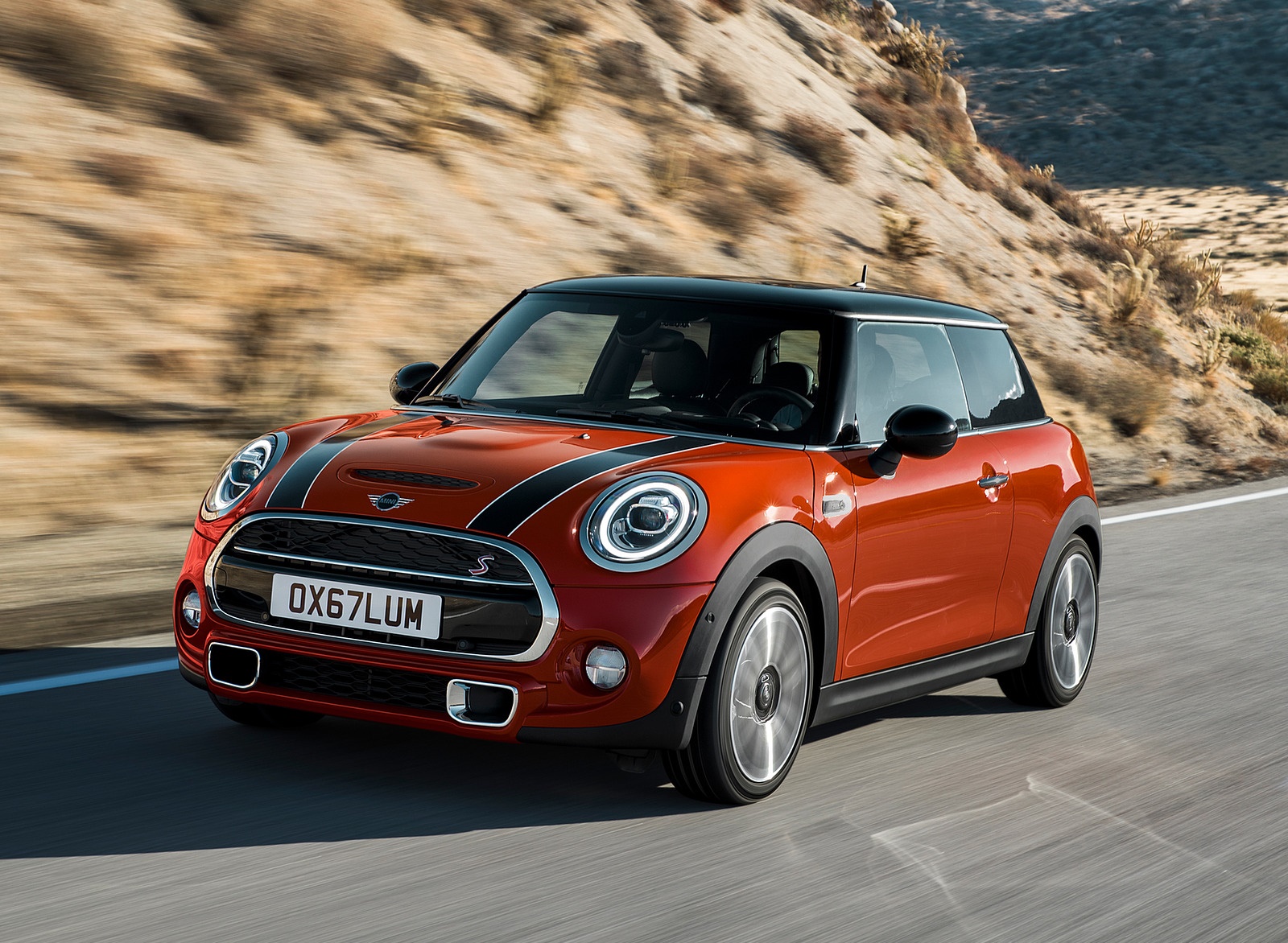 2019 MINI Hardtop 2 Door Front Three-Quarter Wallpapers (6)