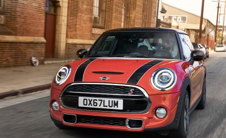 2019 MINI Hardtop 2 Door Front Wallpapers 450x275 (28)