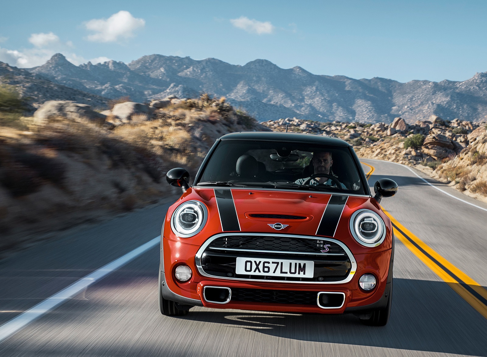 2019 MINI Hardtop 2 Door Front Wallpapers (13)