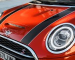 2019 MINI Hardtop 2 Door Headlight Wallpapers 150x120